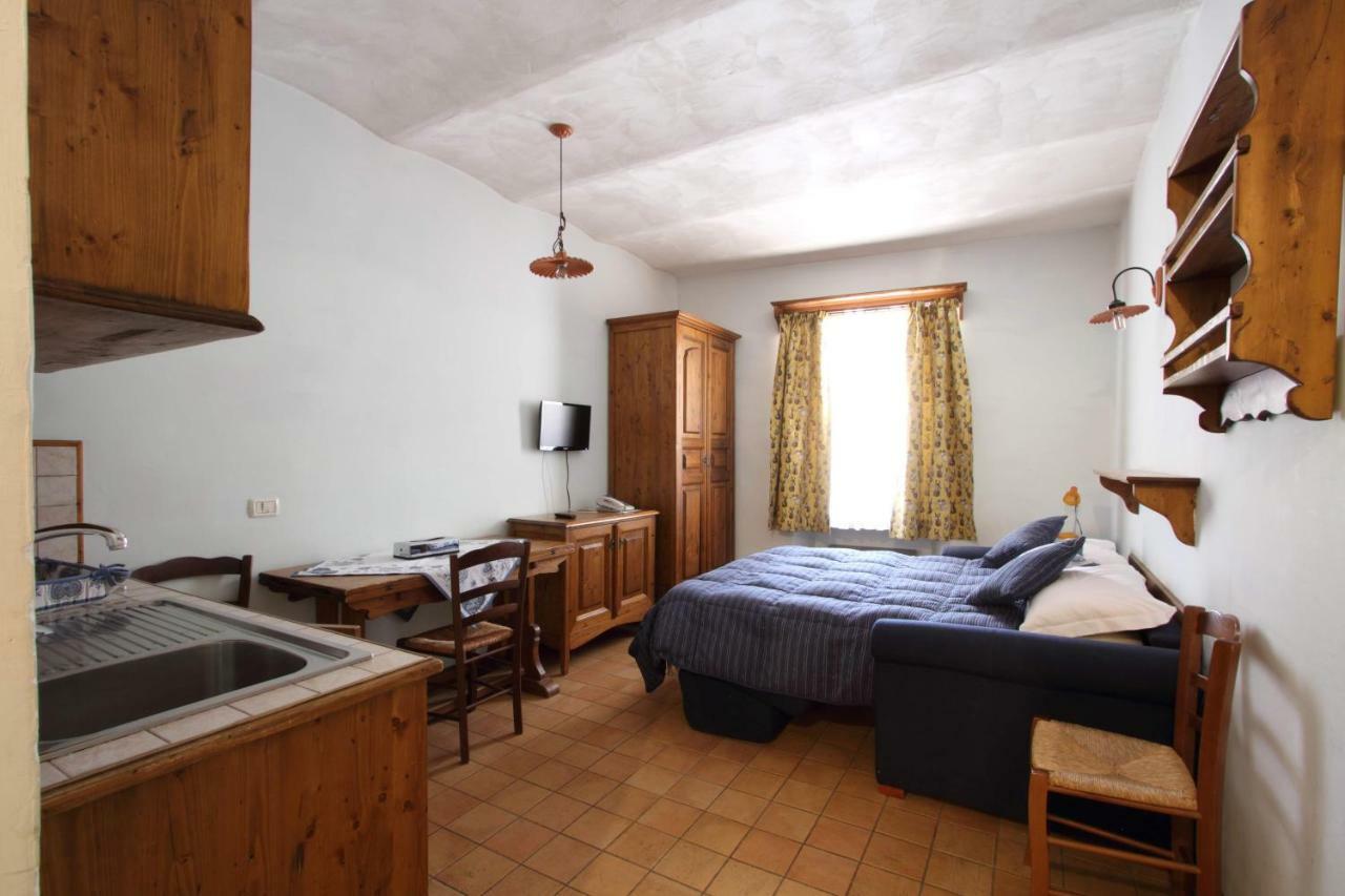 Residenza Dei Maestri Apartment Рокарасо Екстериор снимка