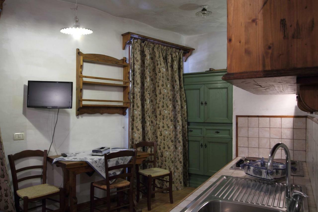 Residenza Dei Maestri Apartment Рокарасо Екстериор снимка