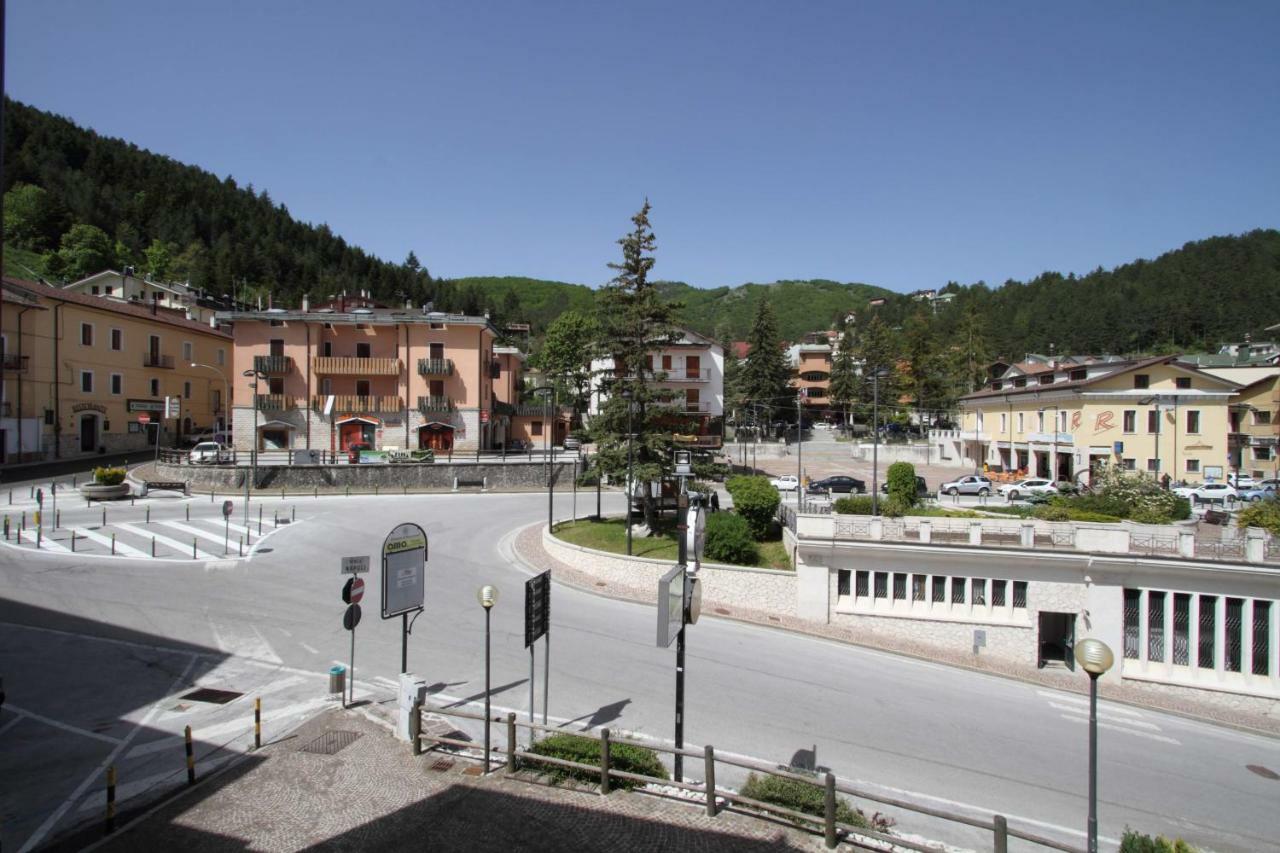 Residenza Dei Maestri Apartment Рокарасо Екстериор снимка