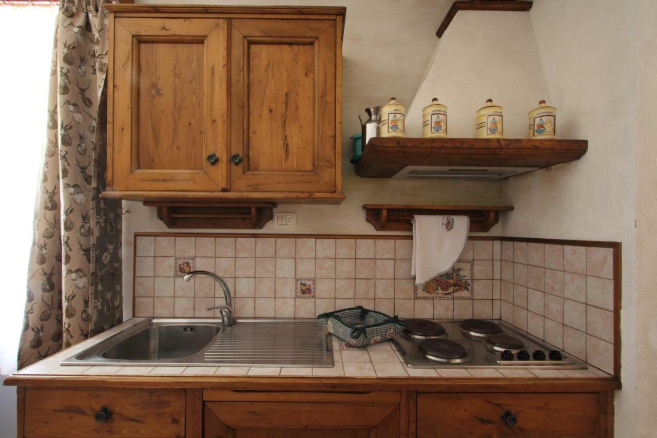 Residenza Dei Maestri Apartment Рокарасо Екстериор снимка