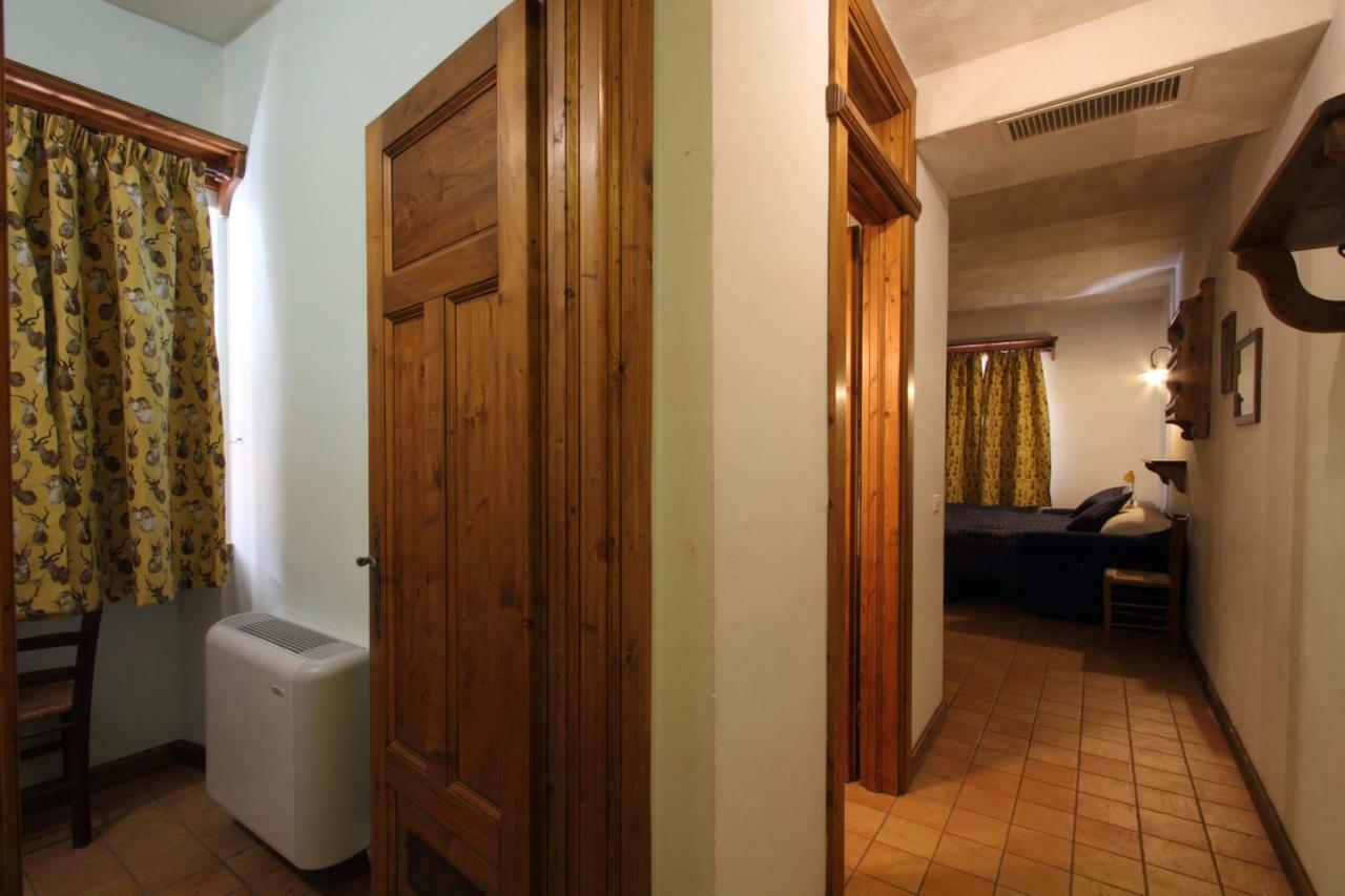 Residenza Dei Maestri Apartment Рокарасо Екстериор снимка